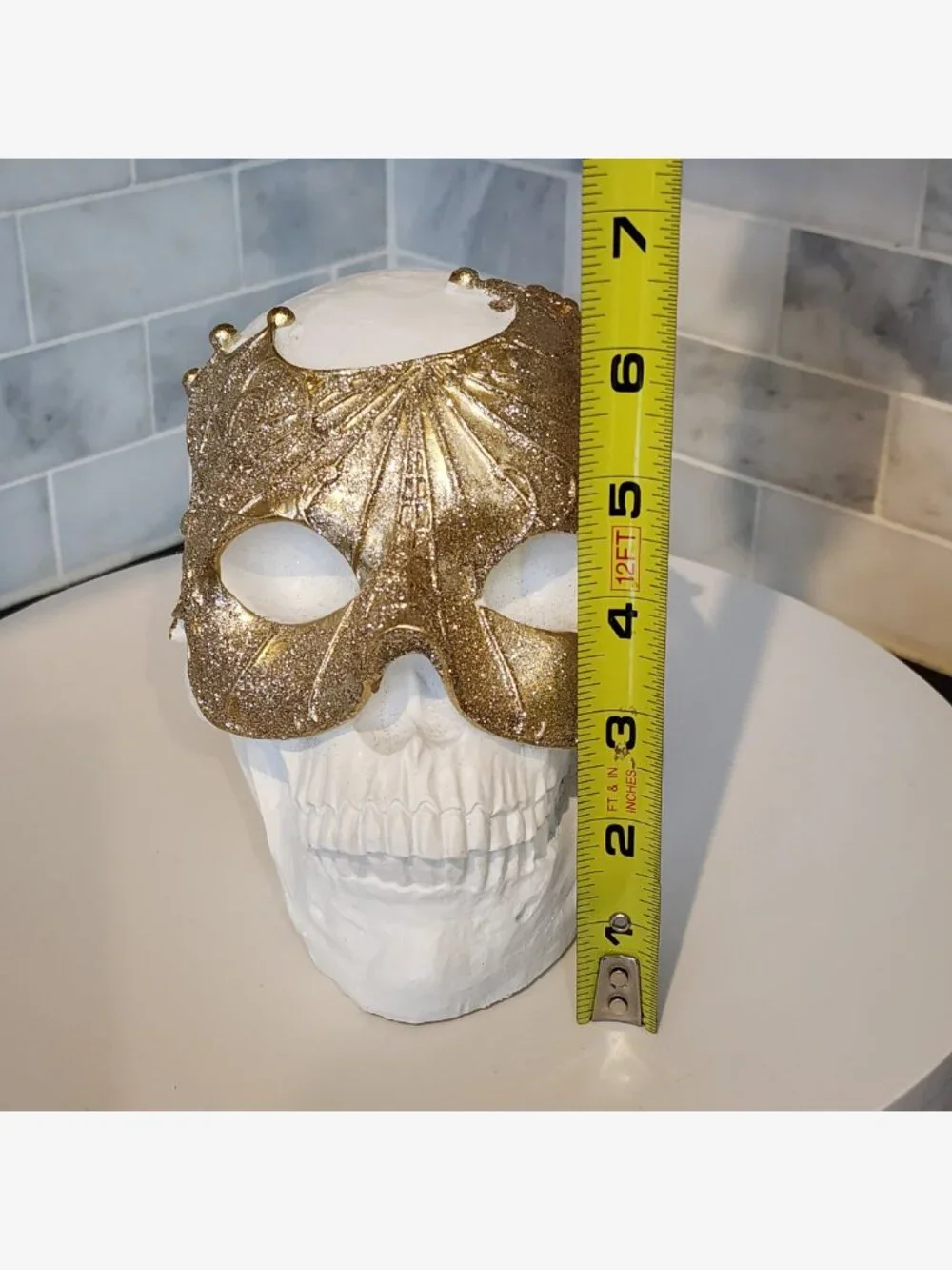 Gold Masquerade Mask Skull Gothic Halloween Décor